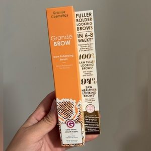 Grande Cosmetics GrandeBROW Brow
Enhancing Serum